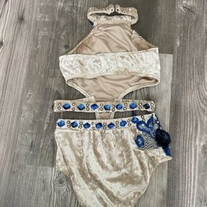 Dance costume